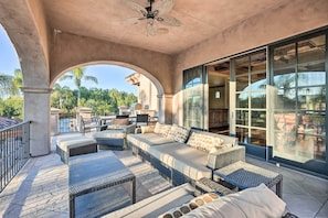 House (5 Bedrooms) | Interior