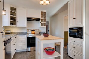 House (3 Bedrooms) | Interior - Charming Farmhouse: Walk to Village + Trails! (East Burke)