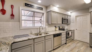 Rumah (2 Bedrooms) | Interior