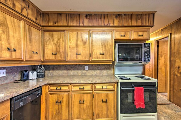 Interior - Gun Barrel City Vacation Rental w/ Boat Dock (Mabank)