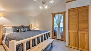 Unclassified image, 5 of 36, button - Cozy Red River Alpine Condo w/ Mountain Views (Red River)