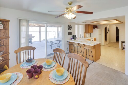 Quaint Bullhead City Getaway ~ 2 Mi to River!