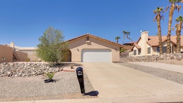 單棟房屋 (3 Bedrooms) | 內部