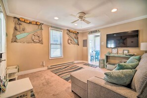Living area - Nautical Wildwood Apt - Walk to the Beach! (Wildwood)