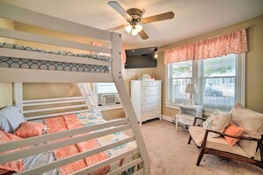 Departamento (2 Bedrooms) | 2 habitaciones, tabla de planchar con plancha y ropa de cama