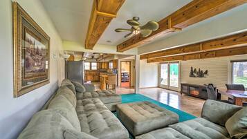 Cottage (3 Bedrooms) | Interior