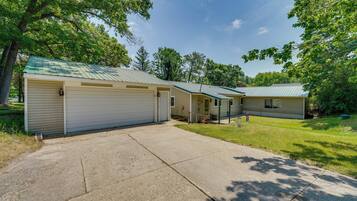 Cottage (3 Bedrooms) | Interior