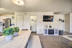 Apartment (2 Bedrooms) | Interior - Historic Dtwn Home: 2 Mi to Military Park! (Gettysburg)