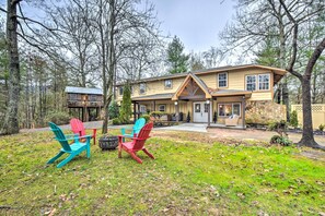 House (4 Bedrooms) | Front of property - Otto Home w/ Fire Pit, Tree House & Hot Tub! (Otto)
