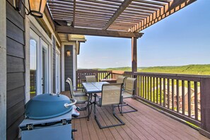 Apartment (3 Bedrooms) | Interior - Luxe Mtn-view Condo in Branson w/ Hot Tub Access! (Branson)