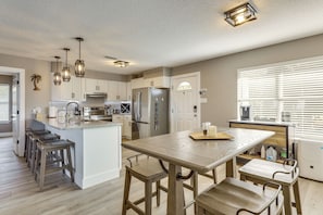 Cottage (2 Bedrooms) | Interior - Foley Beach Cottage w/ Waterfront Backyard! (Foley)
