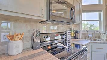 House (1 Bedroom) | Interior