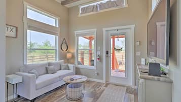 House (1 Bedroom) | Interior