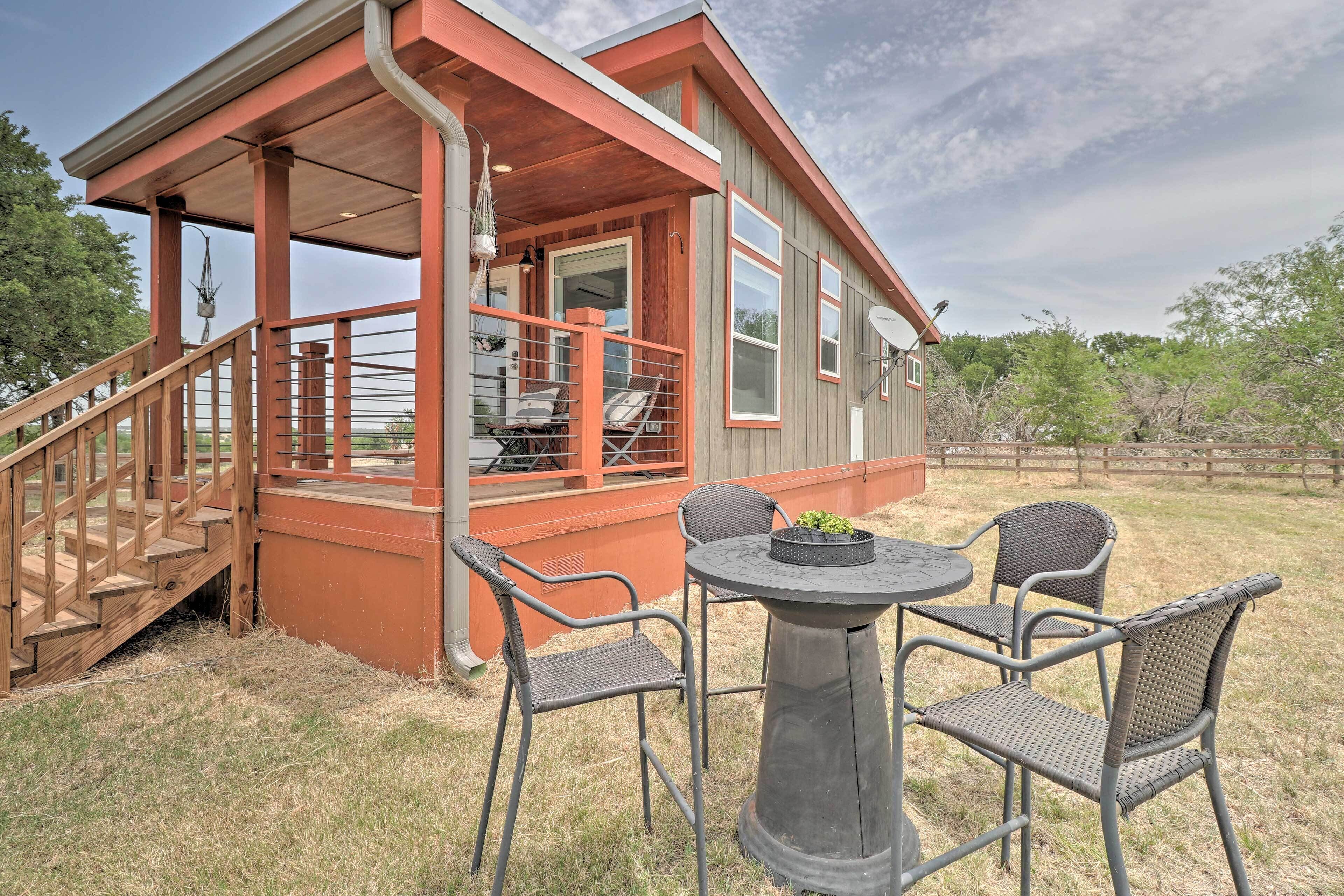 المنشأة من الداخل