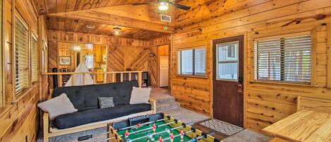 House (2 Bedrooms) | Interior