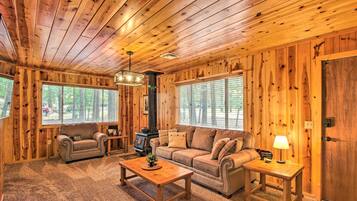 House (2 Bedrooms) | Front of property