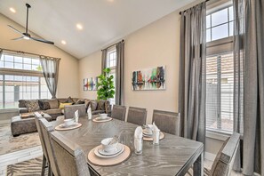 House (4 Bedrooms) | Interior