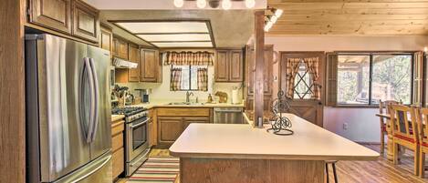 House (2 Bedrooms) | Interior