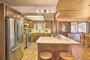 House (2 Bedrooms) | Interior