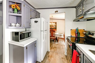 Quiet 'horseshoe Hill House' By Lake Barkley!