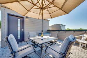 Apartment (3 Bedrooms) | Interior - Boise Townhome w/ Rooftop Deck, 2 Mi to Downtown! (Boise)