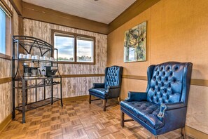 House (4 Bedrooms) | Interior - 1 Mi to Bathhouse Row: Bright Hot Springs Home! (Hot Springs)