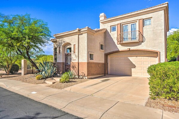 House (3 Bedrooms) | Front of property