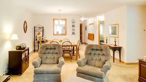Apartment (2 Bedrooms) | Bahagian dalam