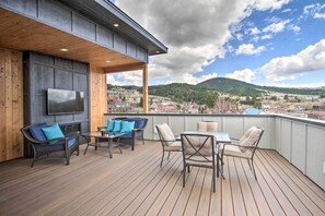 House (4 Bedrooms) | Interior - Exquisite Discovery Mtn Home w/ Sweeping Views! (Philipsburg)