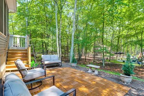 House (3 Bedrooms) | Interior - 7 Mi to Camelback Mtn: Chic Penn Estates Home (East Stroudsburg)