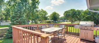 Sporty Blaine Home w/ Games ~ 2 Mi to Super Rink!