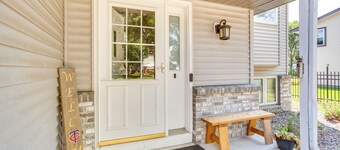 Sporty Blaine Home w/ Games ~ 2 Mi to Super Rink!