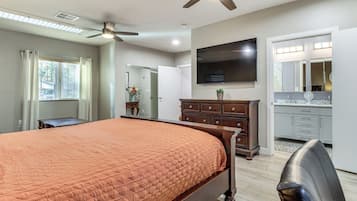 House (5 Bedrooms) | Interior