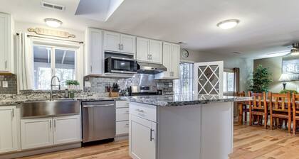 Pinetop-lakeside Cabin, Walk to Woodland Lake Park