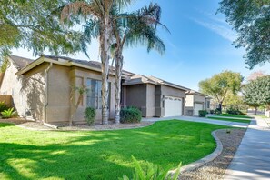Interior - Pet-friendly Chandler Vacation Rental w/ Pool! (Chandler)