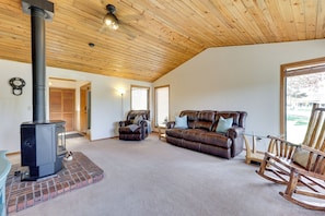 Interior - Nampa Vacation Rental Townhome Near Lake Lowell! (Nampa)