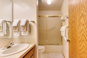 Apartment (3 Bedrooms) | Interior - Nampa Vacation Rental Townhome Near Lake Lowell! (Nampa)