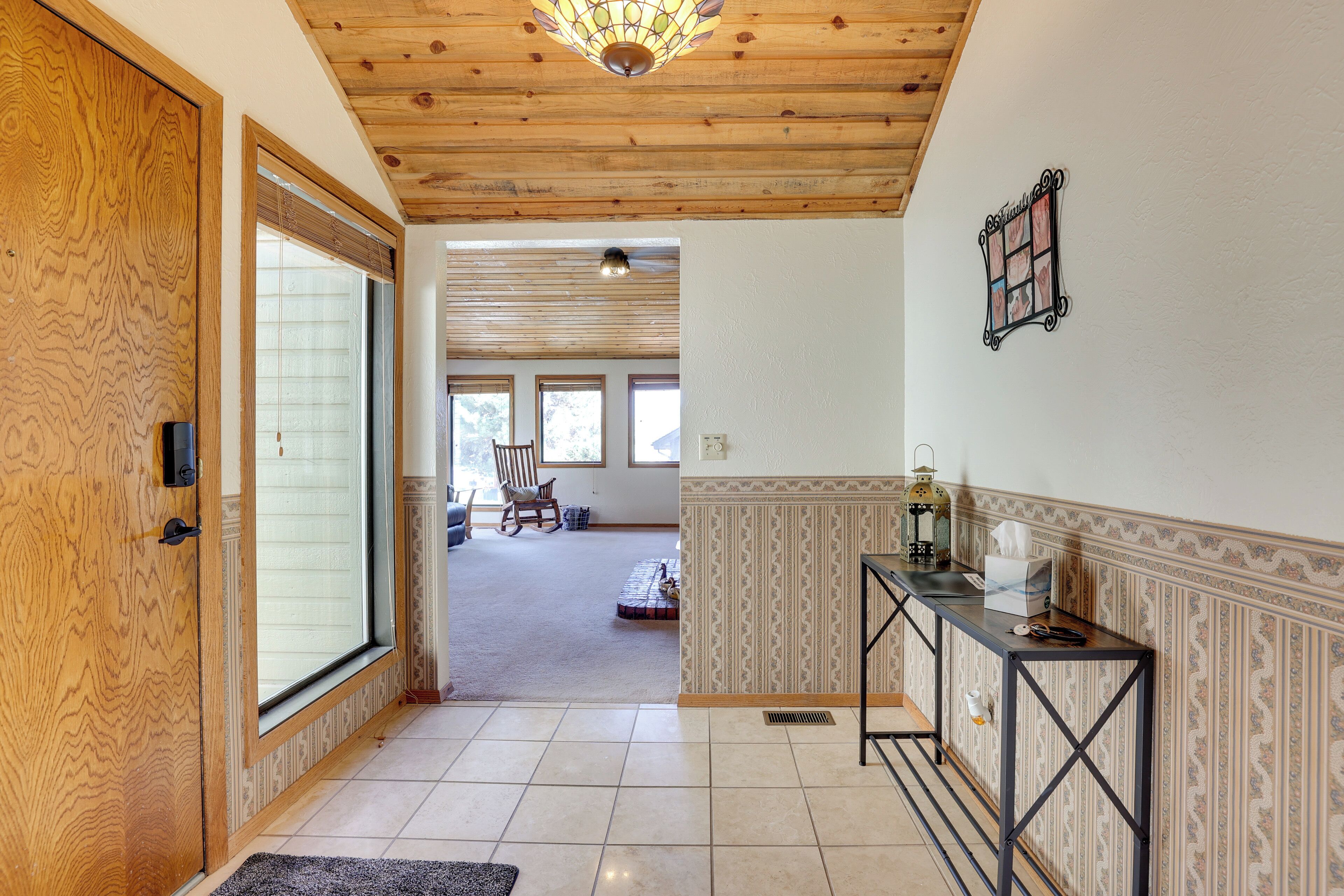 المنشأة من الداخل