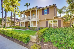 Interior - Family-friendly Camarillo Home w/ Access to Pools! (Camarillo)