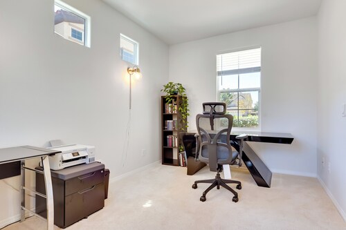Family-friendly Camarillo Home w/ Access to Pools!