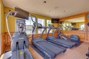 House (4 Bedrooms) | Interior - Family-friendly Camarillo Home w/ Access to Pools! (Camarillo)