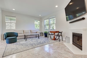 House (4 Bedrooms) | Interior - Family-friendly Camarillo Home w/ Access to Pools! (Camarillo)