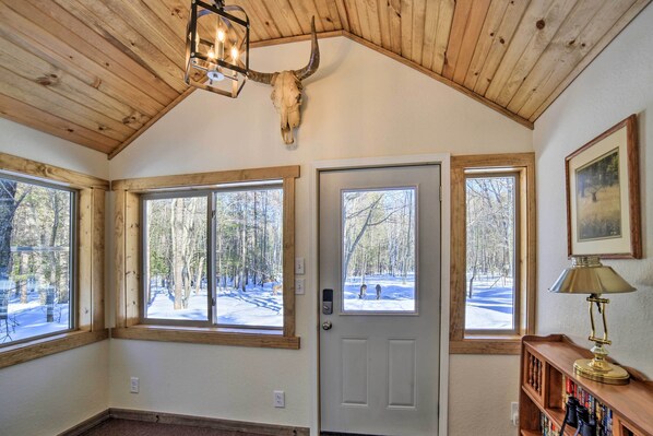Cottage (1 Bedroom) | Interior - Sunroom, Deck & Grills: Marquette Cottage! (Marquette)