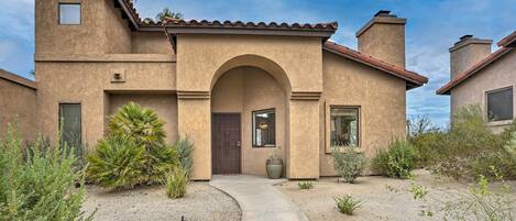 Apartment (2 Bedrooms) | Depan hartanah