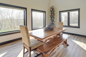 Interior - Large Home w/ Land in Prairie Farm! (Prairie Farm)