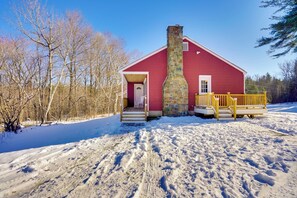 Interior - Cozy Southern Vermont Home w/ On-site Trails (Whitingham)