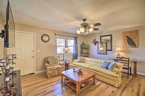 Rumah (2 Bedrooms) | Interior