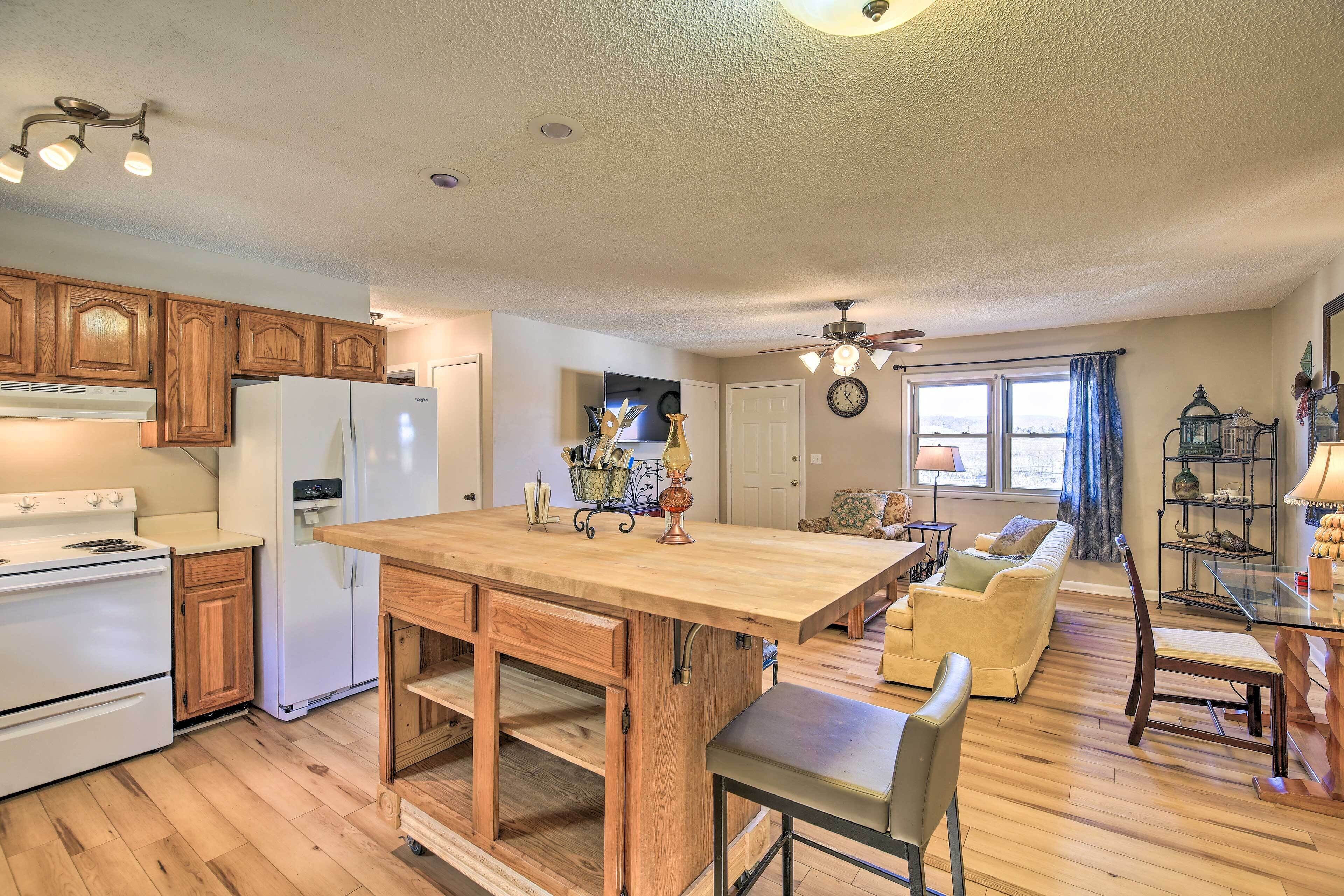 House (2 Bedrooms) | Interior