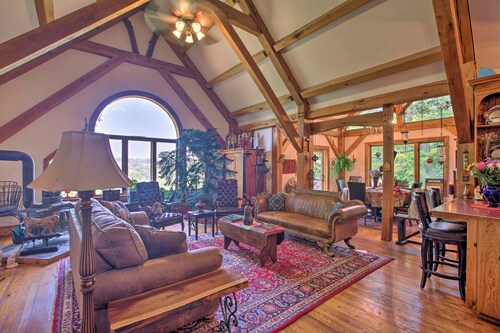 Serene Apt Along James River w/ BBQ & Gazebo!