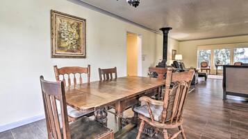 House (Multiple Bedrooms) | Interior